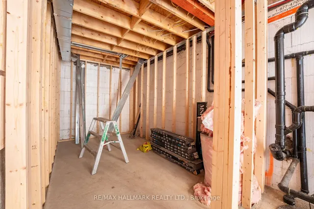 Additional image 28 of 123 Lansdowne Ave