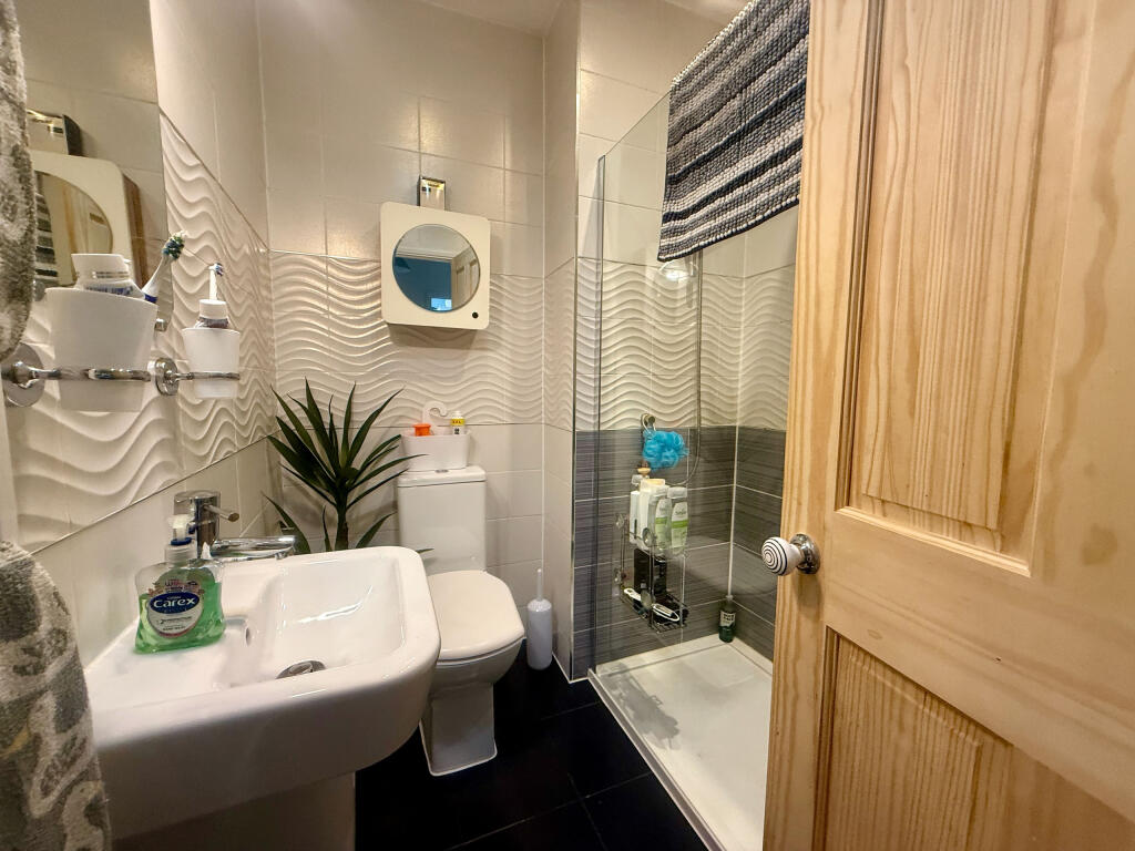 Additional image 7 of Mayfield Close, Glastonbury, Somerset