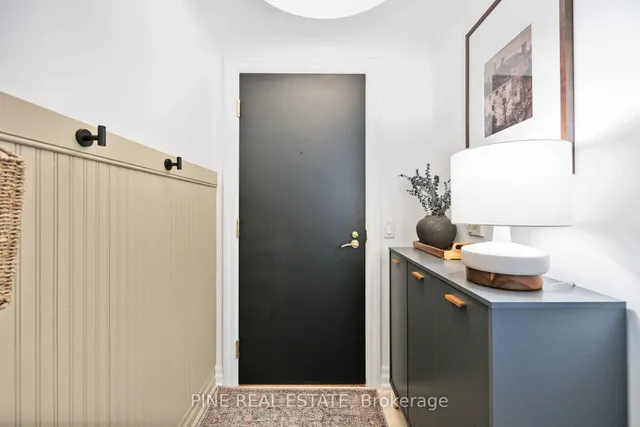 Additional image 3 of 2083 LakeShore Blvd Unit 1112