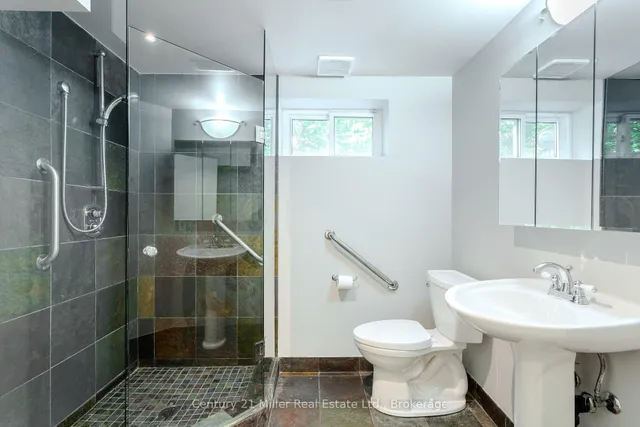 Additional image 10 of 412 Maple Grove Dr