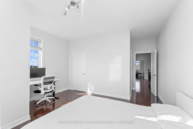 Additional image 27 of 68 Everingham Circ