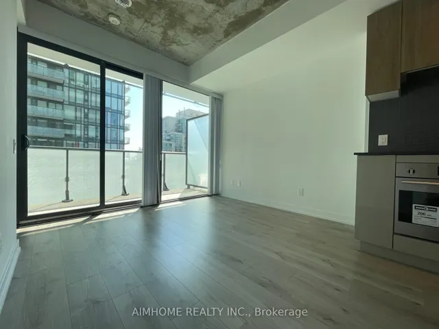 Additional image 4 of 161 Roehampton Ave Unit 1109