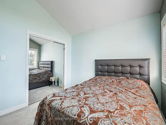 Additional image 26 of 42 Outlook Ave