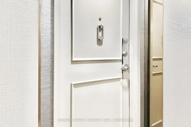 Additional image 7 of 1201 Steeles Ave Unit 501