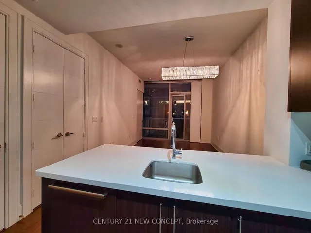 Additional image 21 of 39 Queens Quay Unit 526