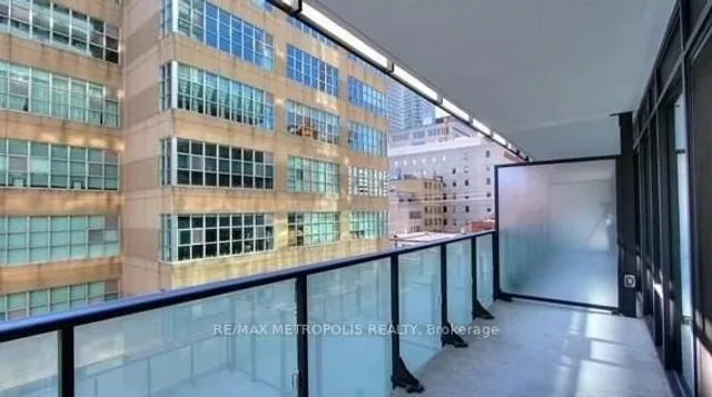 Additional image 4 of 185 Roehampton Ave Unit 301