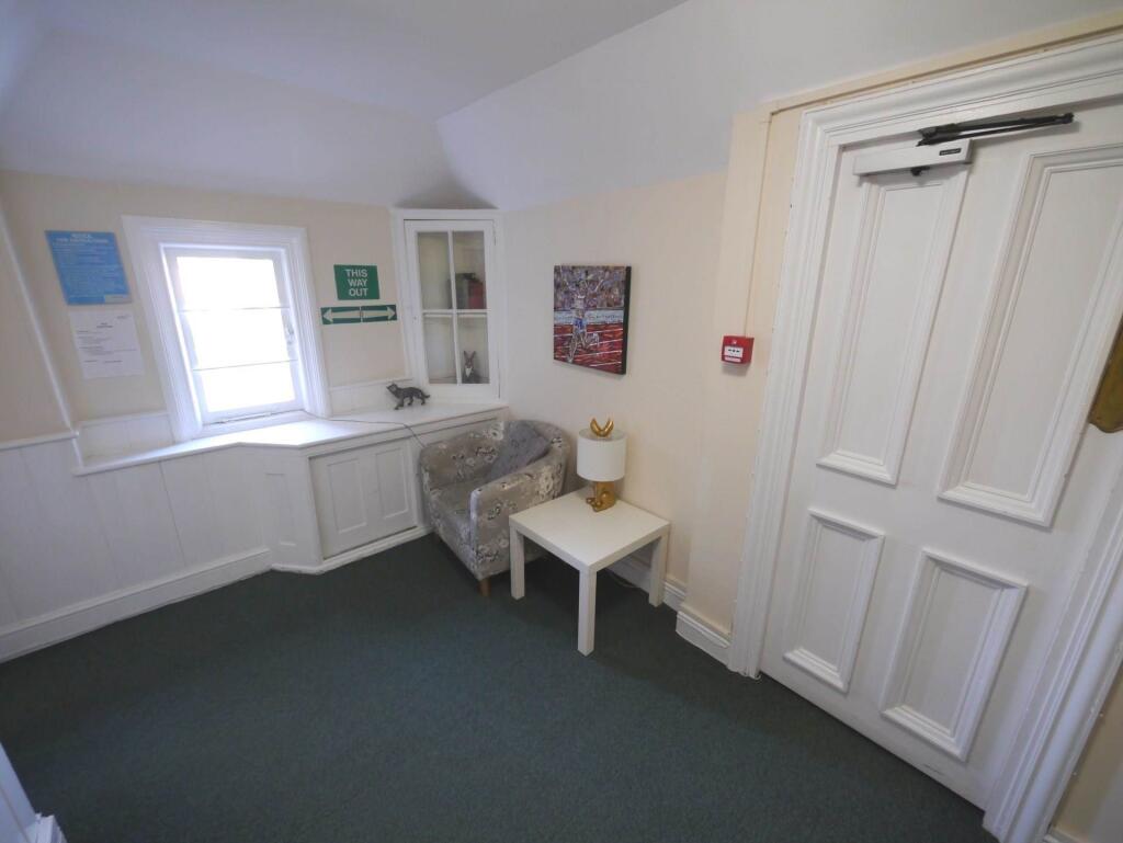 Additional image 16 of Great North Road, Hatfield