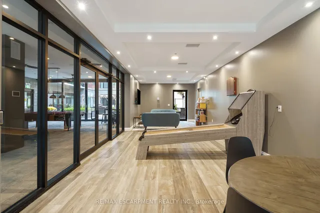 Additional image 42 of 1 Redfern Ave Unit 127