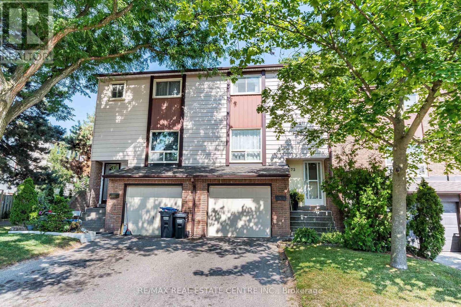 1221 DUNDIX ROAD|Mississauga (Applewood), Ontario L4Y3Y9