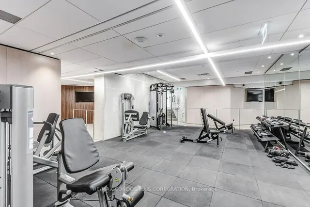 Additional image 32 of 1001 Bay St Unit 2705