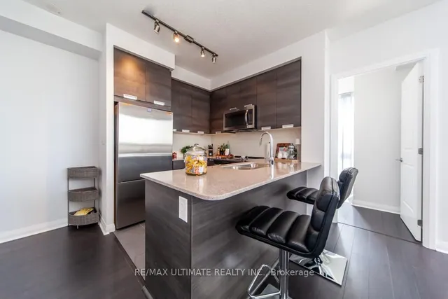 Additional image 15 of 5033 Four Springs Ave Unit 512