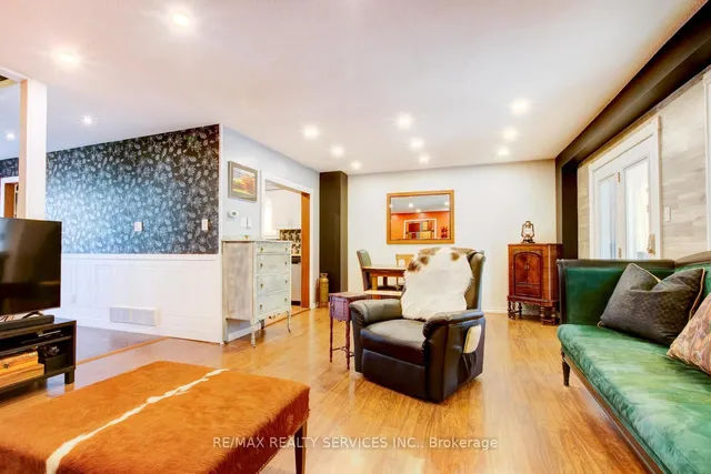 Additional image 18 of 72 Sparklett Cres