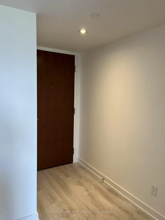 Additional image 3 of 120 Varna Dr Unit 1111