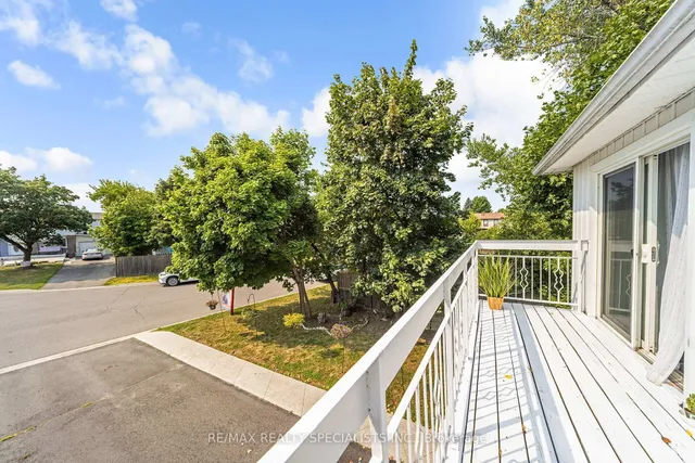 Additional image 27 of 6 Griselda Crt