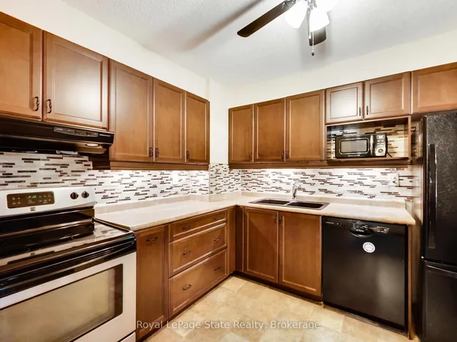 Additional image 11 of 500 Green Rd Unit 203