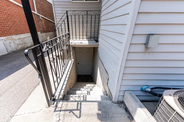 Additional image 48 of 143 Silverthorn Ave