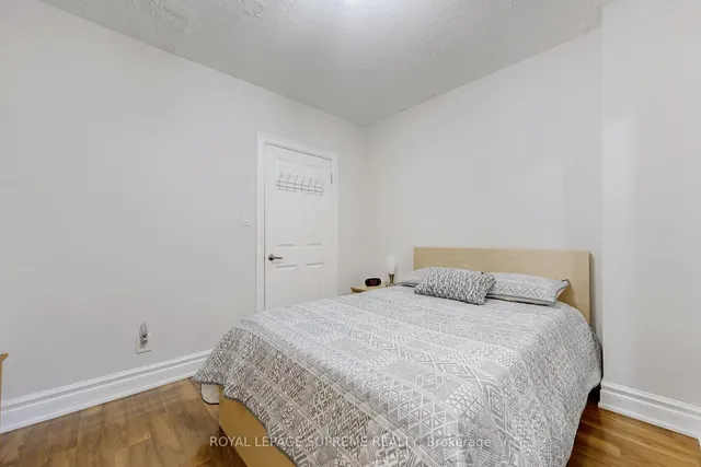 Additional image 17 of 157 Emerson Ave