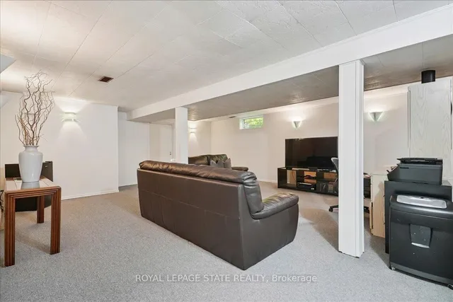 Additional image 34 of 16 Stella Crt