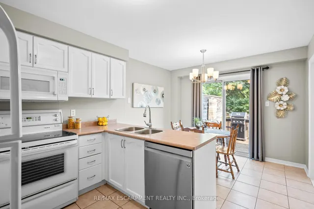 Additional image 14 of 146 Rockhaven Lane