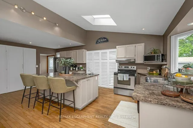 Additional image 14 of 480 Mohawk Rd