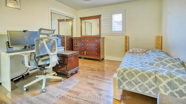 Additional image 31 of 4643 Full Moon Circ