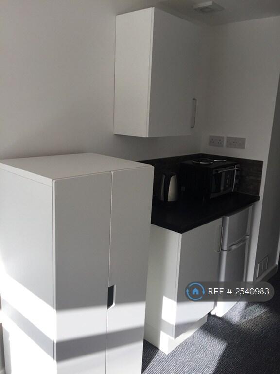 Additional image 3 of Tinkers Farm Road, Birmingham, B31