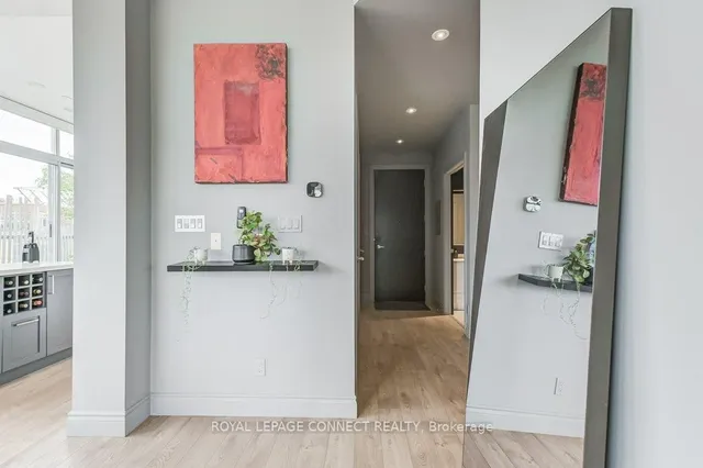 Additional image 9 of 1003 Queen St Unit 401