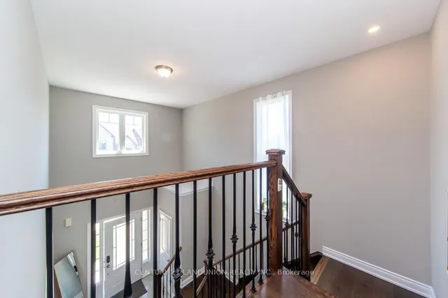 Additional image 24 of 70 Prairie Creek Cres