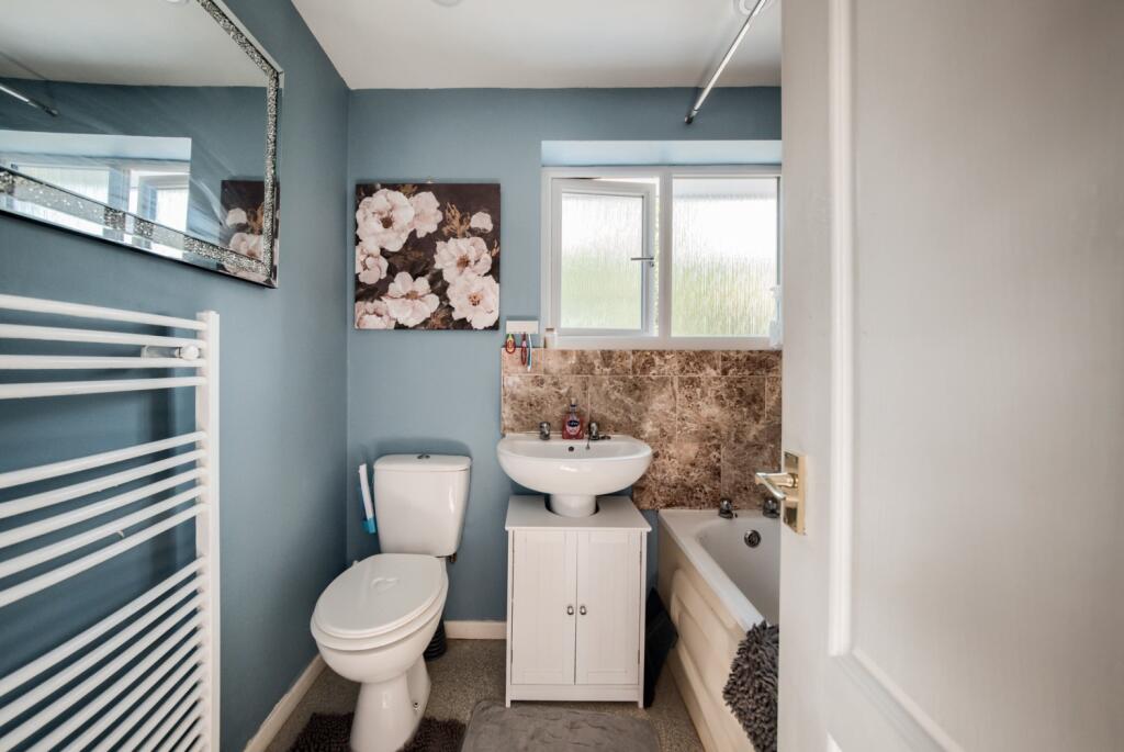 Additional image 15 of Meadow Road, Alcester, B49