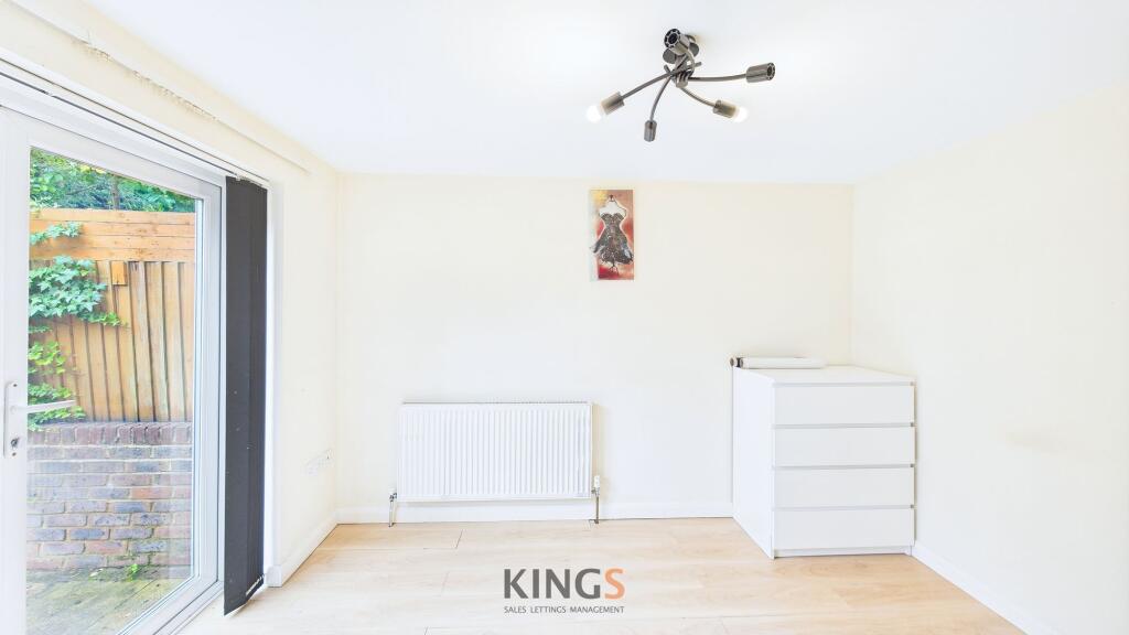 Additional image 5 of Broom Close, Hatfield, AL10