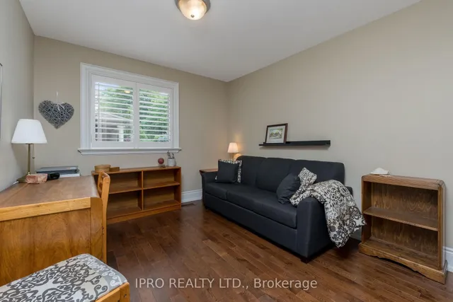 Additional image 24 of 20 Lennox Crt