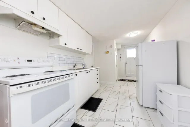 Additional image 19 of 37 Warfield Dr