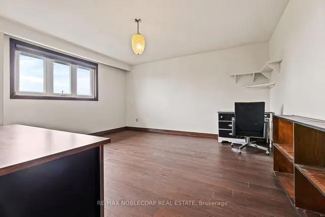 Additional image 19 of 10201 Clarkway Dr