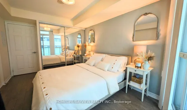 Additional image 18 of 19 Grand Trunk Cres Unit 708