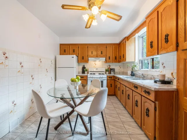 Additional image 18 of 240 Emerson Ave