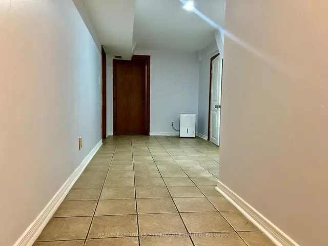 Additional image 16 of 132 Glenn Hawthorne Blvd