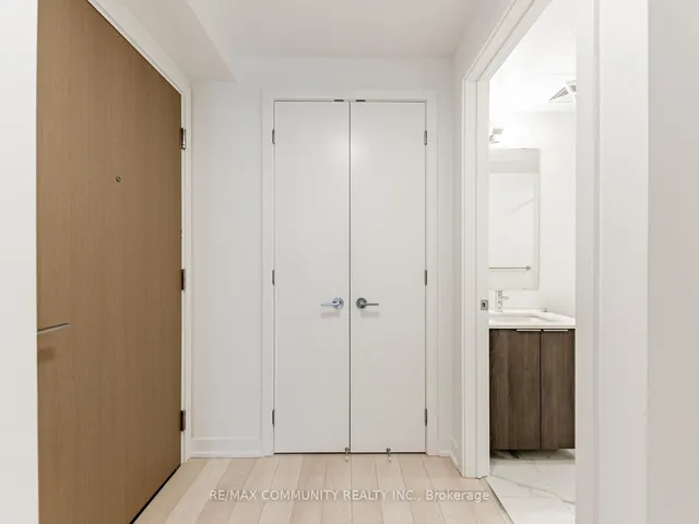 Additional image 4 of 357 King St Unit 3506