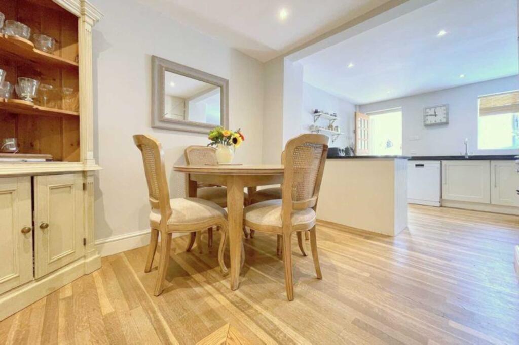 Additional image 7 of Daffords Place, Larkhall