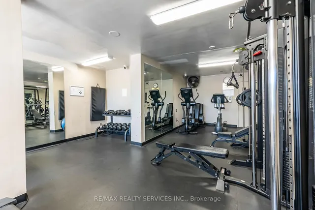 Additional image 35 of 21 Markbrook Lane Unit 306