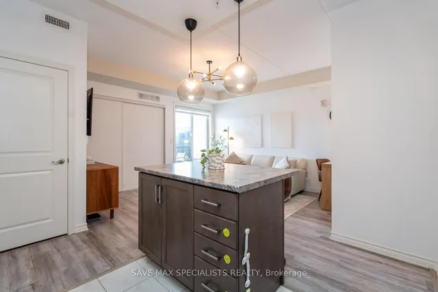 Additional image 16 of 640 Sauve St Unit 422