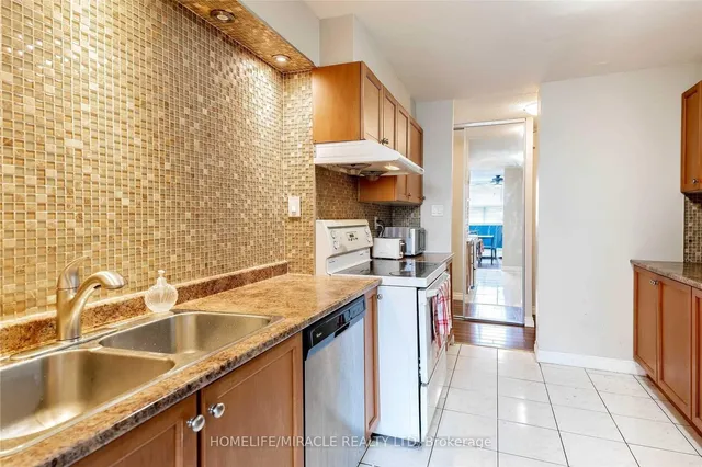 Additional image 11 of 2645 Kipling Ave Unit 404