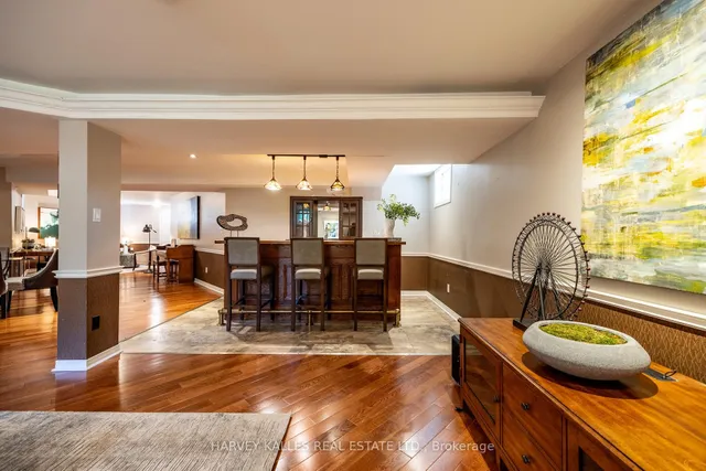 Additional image 41 of 315 Yonge Blvd