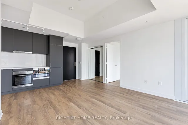 Additional image 6 of 158 Front St Unit 714