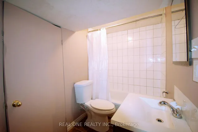 Additional image 20 of 52 Greendowns Dr