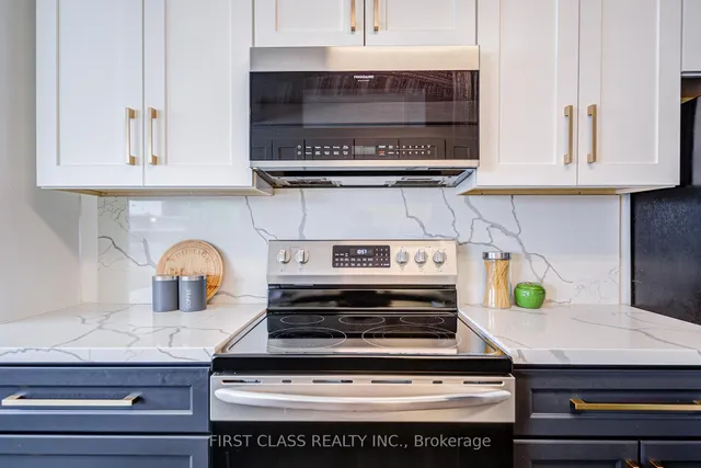 Additional image 18 of 49 Mckee Ave