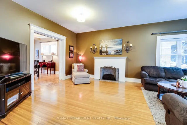 Additional image 7 of 75 MELROSE Ave