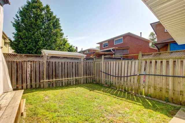 Additional image 43 of 72 Sparklett Cres