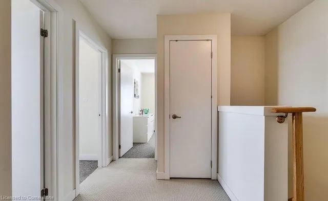 Additional image 32 of 590 North Service Rd