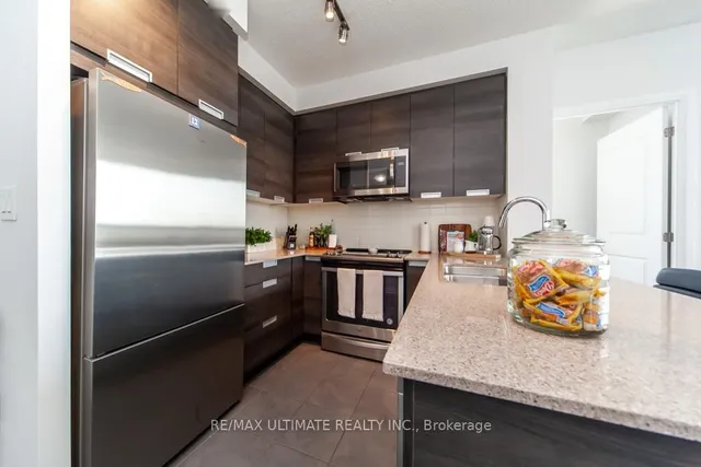 Additional image 16 of 5033 Four Springs Ave Unit 512