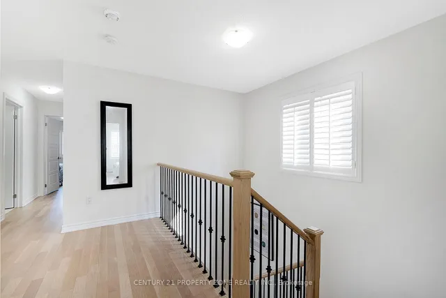 Additional image 11 of 458 Bergamot Ave